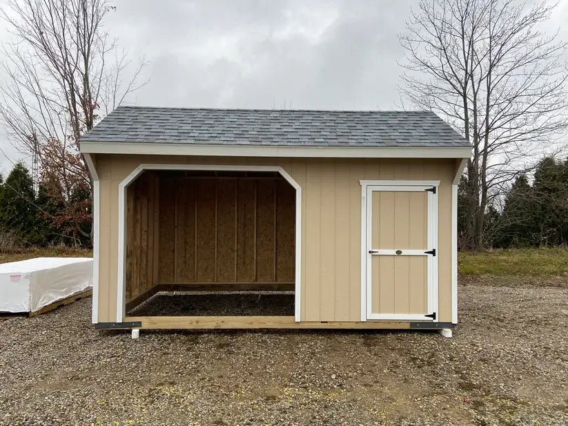 little cottage company 10x16 run in animal shelter with tack room front