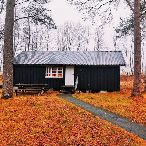 how to anchor a shed