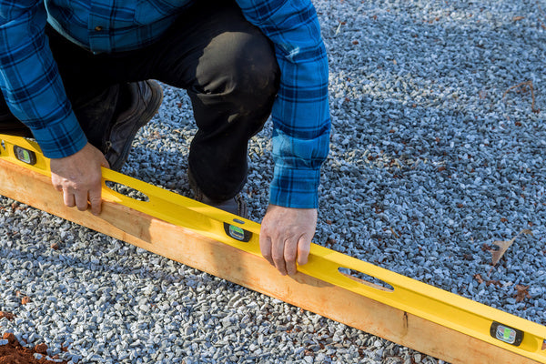 how to square a shed