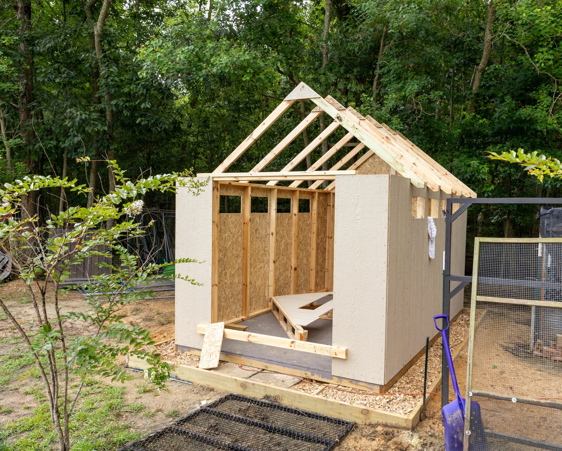 how much does it cost to build a shed  