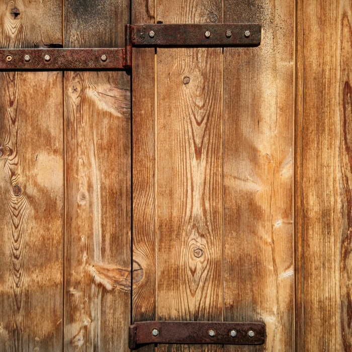 how to hang shed doors  