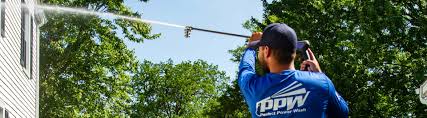 The Complete Guide to Choosing a Reliable Power Washing Company for Your Home