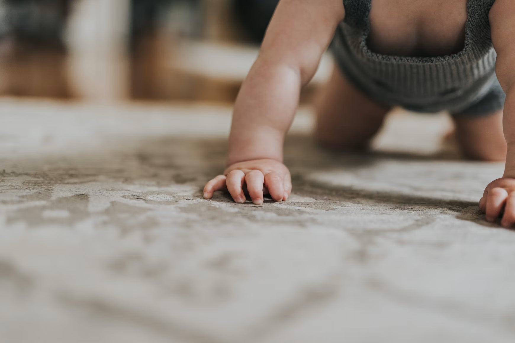 Tips to Decorate Your Interior with Gray Rugs and Baby Play Mats