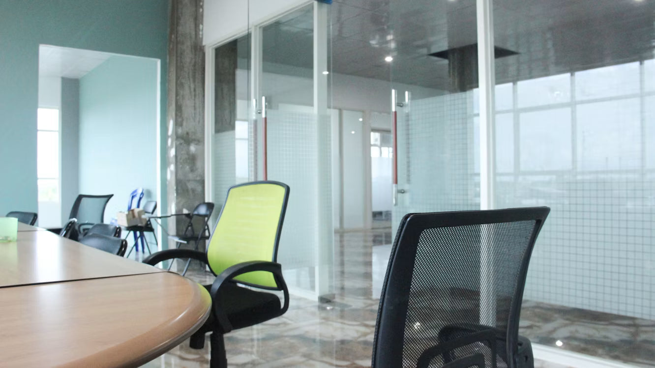 10 Best Crystal Glass Partition Companies in 2026 (Expert-Ranked)