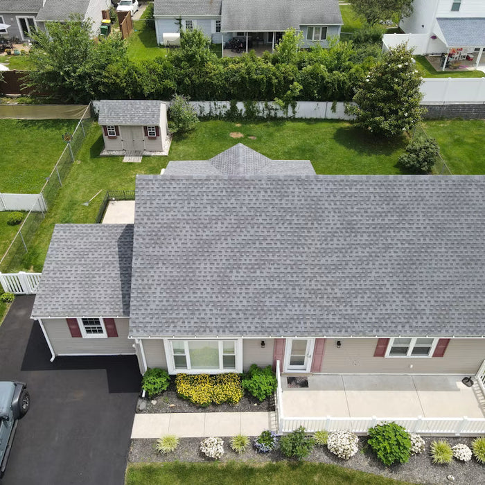 A Complete Guide to Asphalt Roof Lifespan and Durability