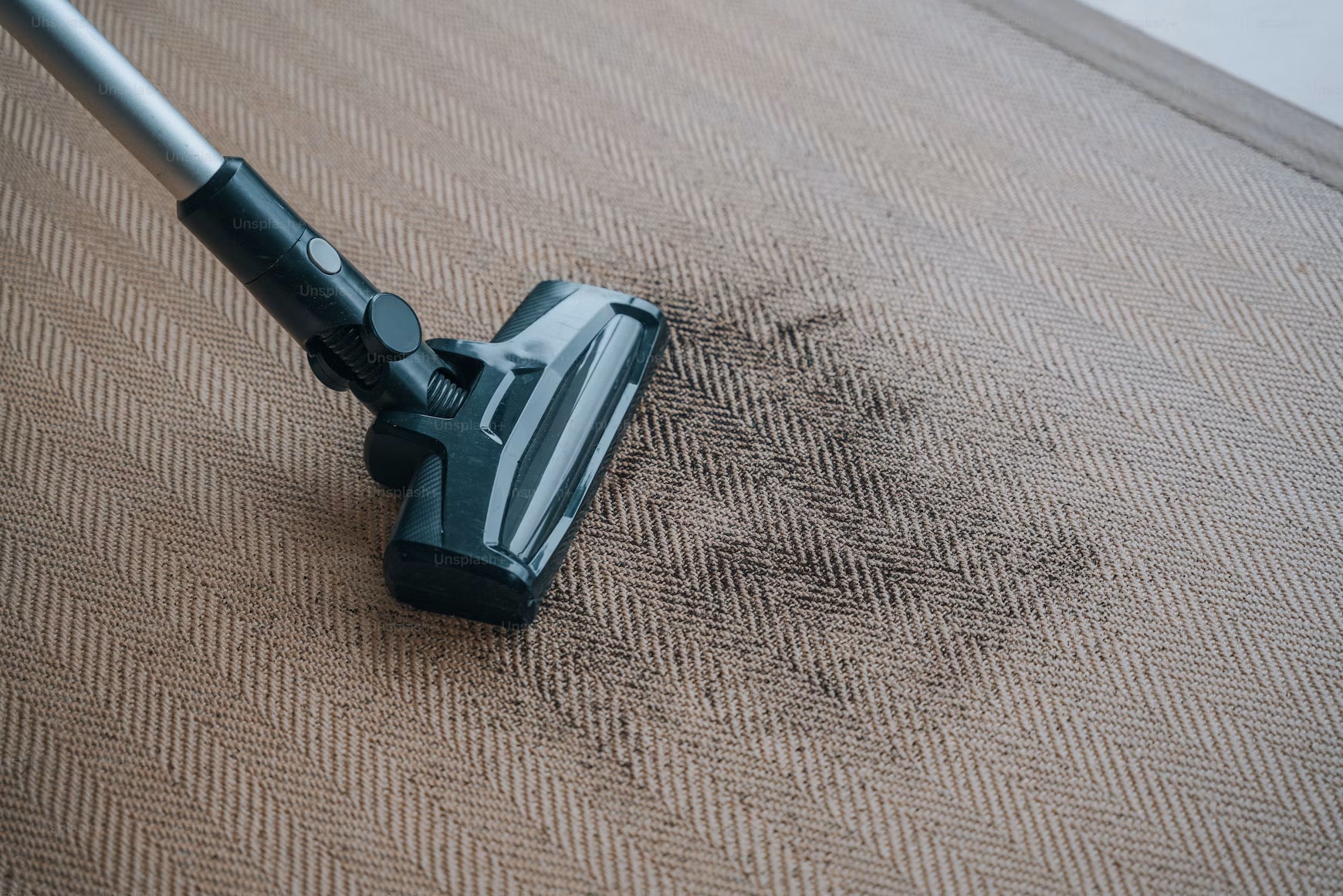 How Professional Rug Cleaning Helps Extend the Life of Your Rugs