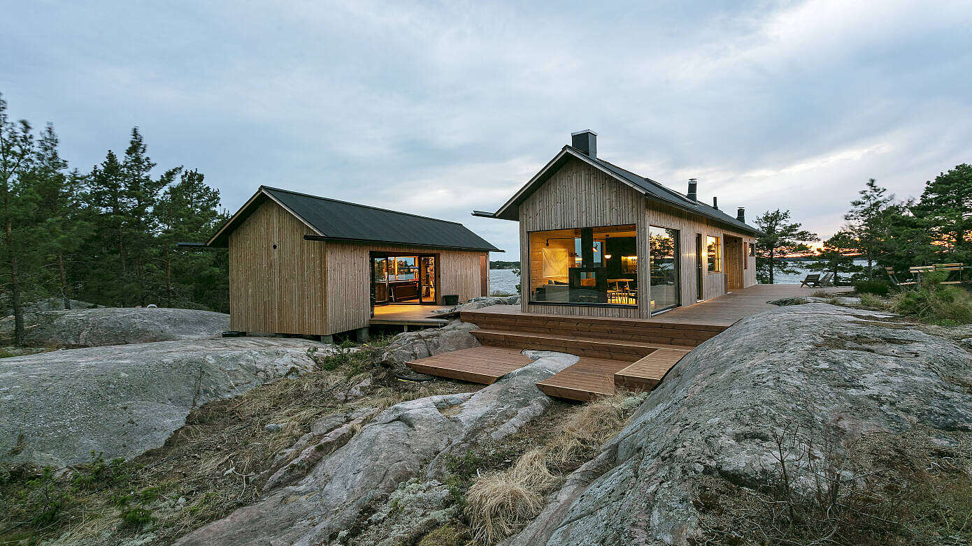 What Makes an Off-Grid Cabin More Sustainable?